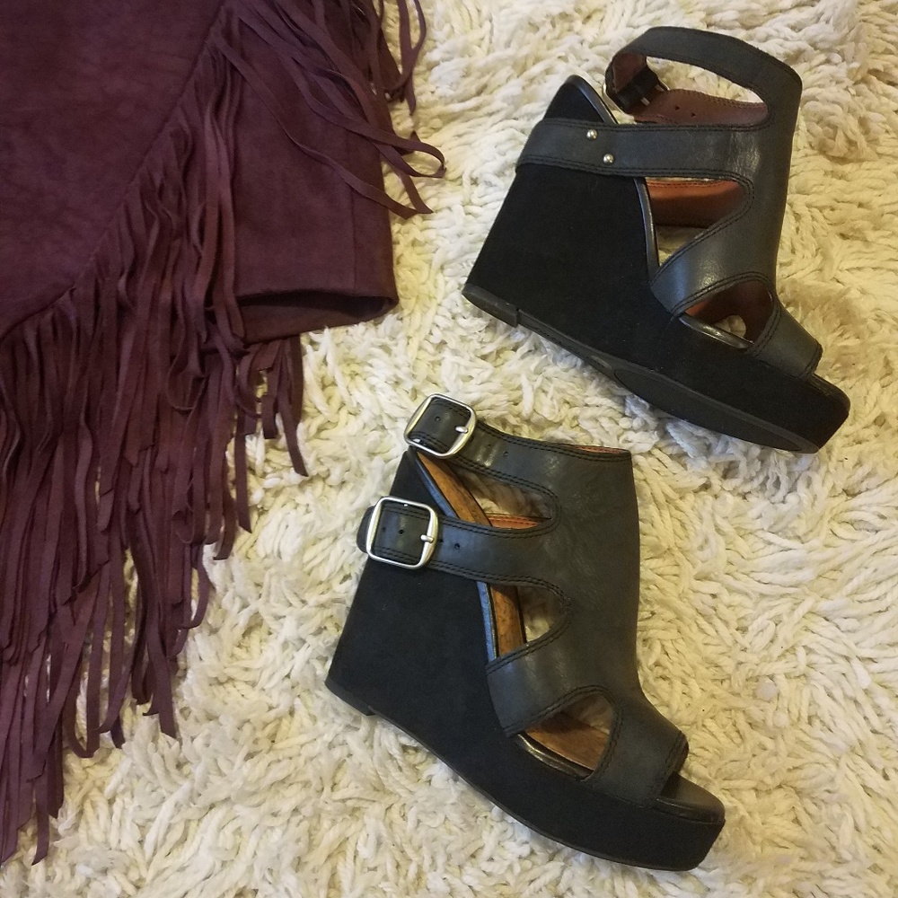Lucky Brand Dark Grey and Black Wedges